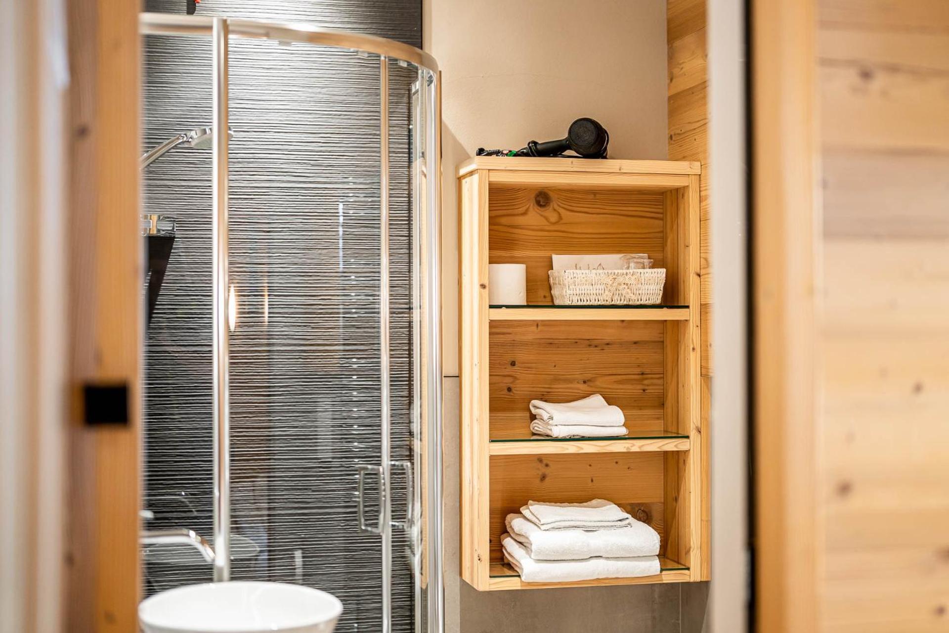 Garni Letizia Bed & Breakfast Campitello di Fassa Exterior photo